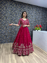 Load image into Gallery viewer, Adorable Function Wear Georgette Fabric Fancy Designer Lehenga Choli
