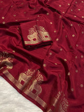 Load image into Gallery viewer, Surpassing Pure Soft Viscose Jute Zari Jacquard Weaving Work Fancy Designer Saree With Staring Blouse Piece
