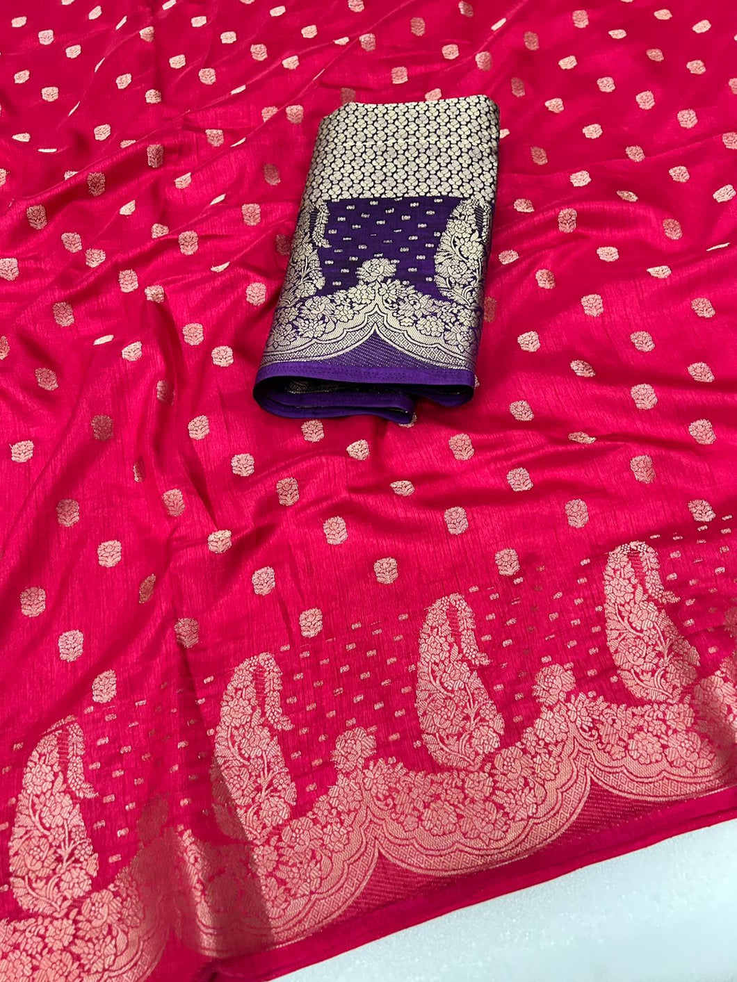 Gorgeous Function Wear Pure Soft Viscose Jacquard Weaving Border Fancy Saree With Contrast Blouse