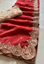 Load image into Gallery viewer, Mellifluous Function Wear Crunchy Chiffon Crush Silk Embroidery n Scalloped Cut Work Border Fancy Designer Saree With Contrast Blouse
