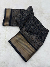 Load image into Gallery viewer, Splendiferous Festive Wear Soft Dola Silk Kalamkari Print With Jacquard Zari Border Fancy Designer Saree
