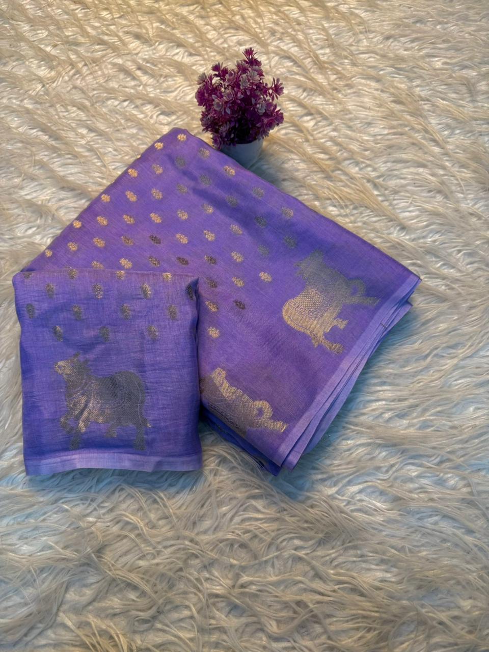 Charismatic Party Wear Pure Soft Viscose Crape Silk Zari Chit Palllu n Pichwari Border Fancy Designer Saree With Blouse