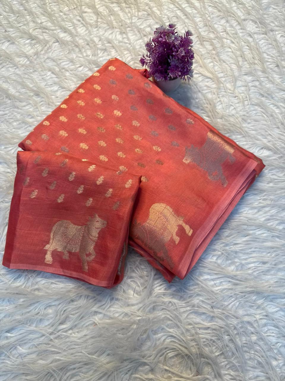 Charismatic Party Wear Pure Soft Viscose Crape Silk Zari Chit Palllu n Pichwari Border Fancy Designer Saree With Blouse