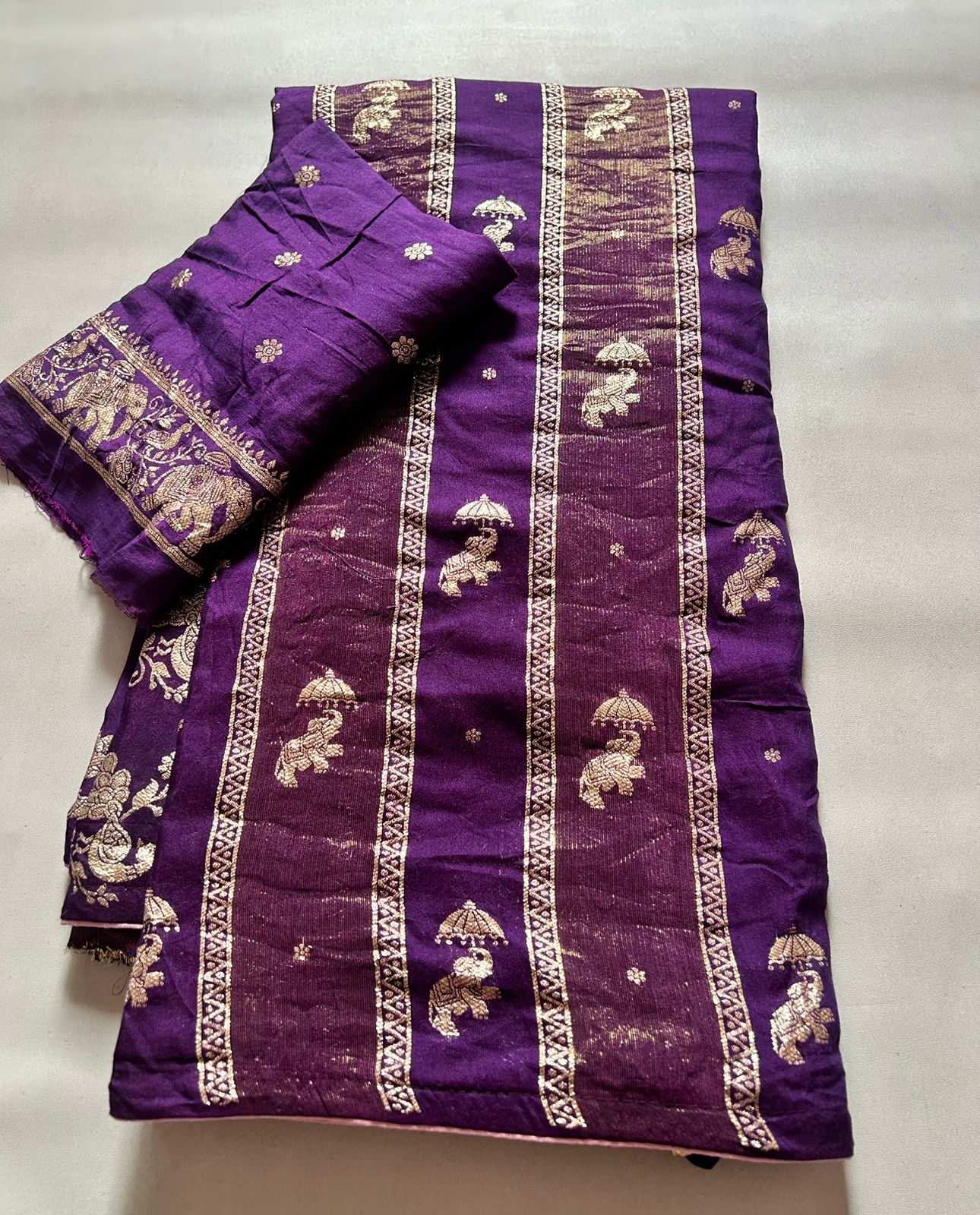Quintessential Festive Wear Pure Banarasi Matka Silk Kanchipuram Zari Weaving n Kalamkari Meenakari Pallu Saree For Wedding