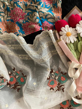 Load image into Gallery viewer, Marvellous Festive Wear Crush Organza Silk Embroidery N Sequence Work With Scallop Border Saree With Contrast Stitched Blouse
