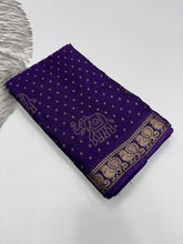 Load image into Gallery viewer, Fantabulous Party Wear Soft Dola Silk Kalamkari Print Mangalkari Zari Border Fancy Designer Saree With Blouse Piece
