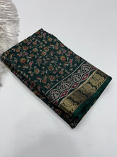 Load image into Gallery viewer, Artistic Function Wear Soft Dola Silk Kalamkari Print Mangalkari Zari Border Fancy Designer Saree With Luxurious Blouse Piece
