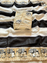 Load image into Gallery viewer, Attractive Party Wear Crush Silk Embroidery Kalamkari Print Cut Work Border Fancy Saree For Occasion
