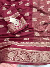 Load image into Gallery viewer, Delightful Festive Wear Chinnon Viscose Satin Patta Zari Weaving Butta n Heavy Pallu Fancy Designer Saree With Blouse Piece
