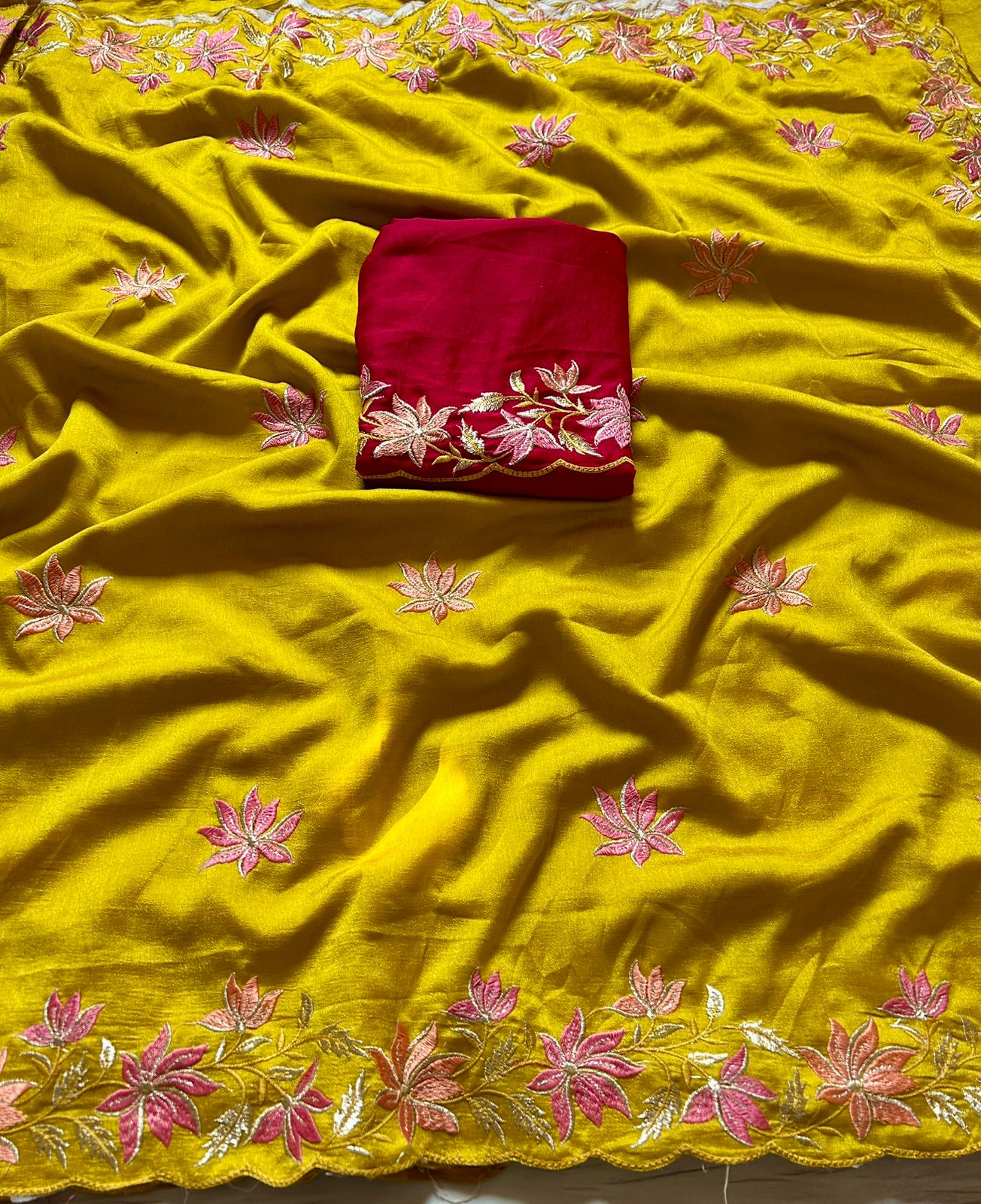 Magnificat Function Wear Vichitra Silk Embroidery Multi Work n Flower Design Saree With Contrast Blouse Piece