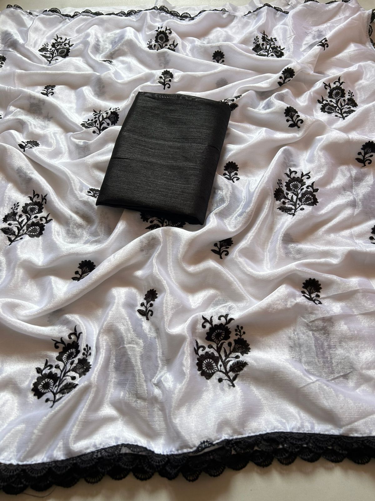 Luxury Function Wear Pure Chinnon Silk Beautiful Heavy Embroidery Work n Lace Border Fancy Saree With Contrast Blouse Piece