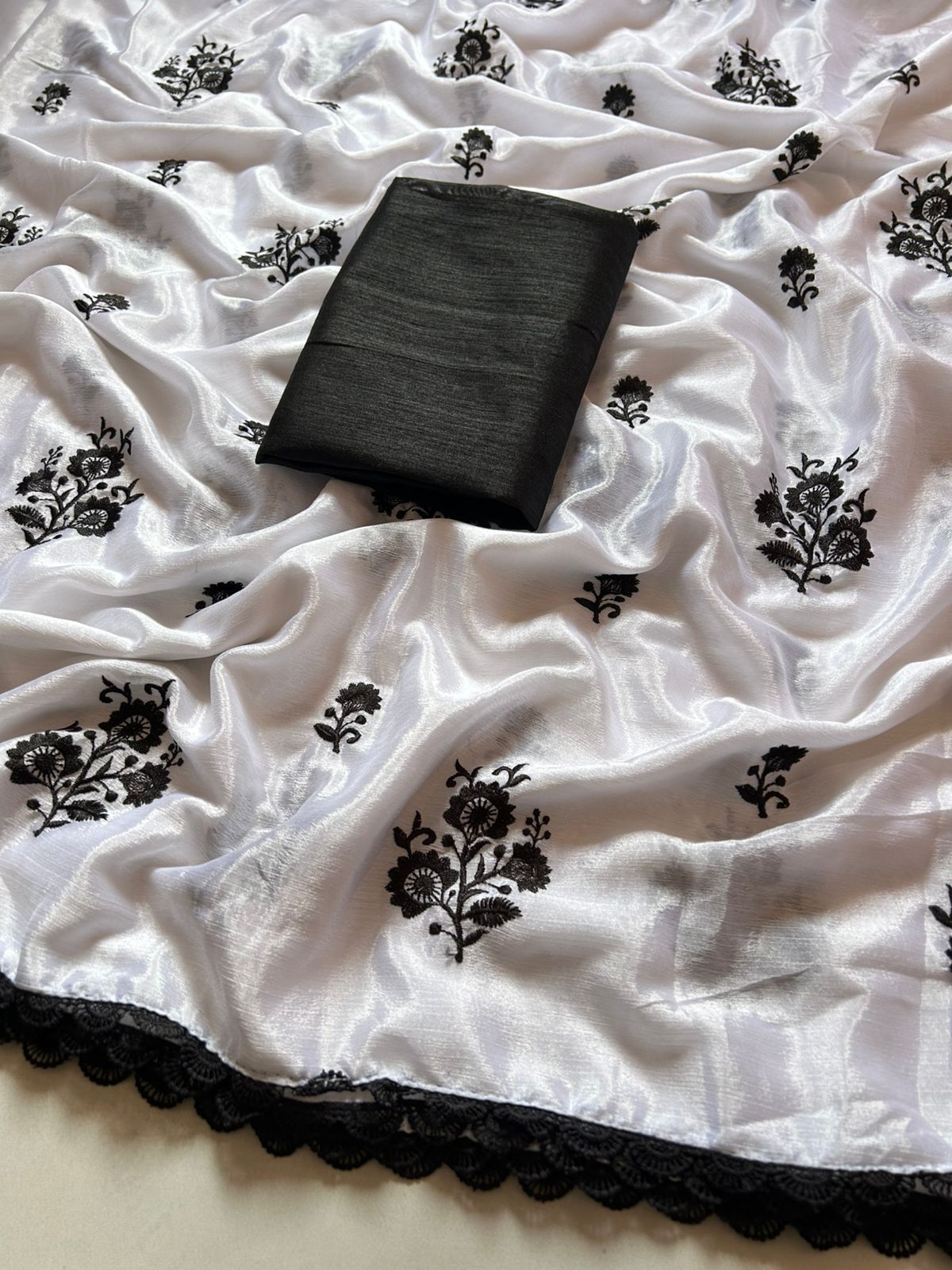 Luxury Function Wear Pure Chinnon Silk Beautiful Heavy Embroidery Work n Lace Border Fancy Saree With Contrast Blouse Piece