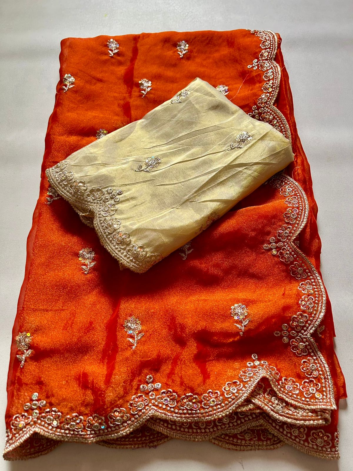 Adorable Wedding Wear Satin Silk Dual Shaded Sequence Work n Flower Butti Arco Border Desginer Saree For Ocassion