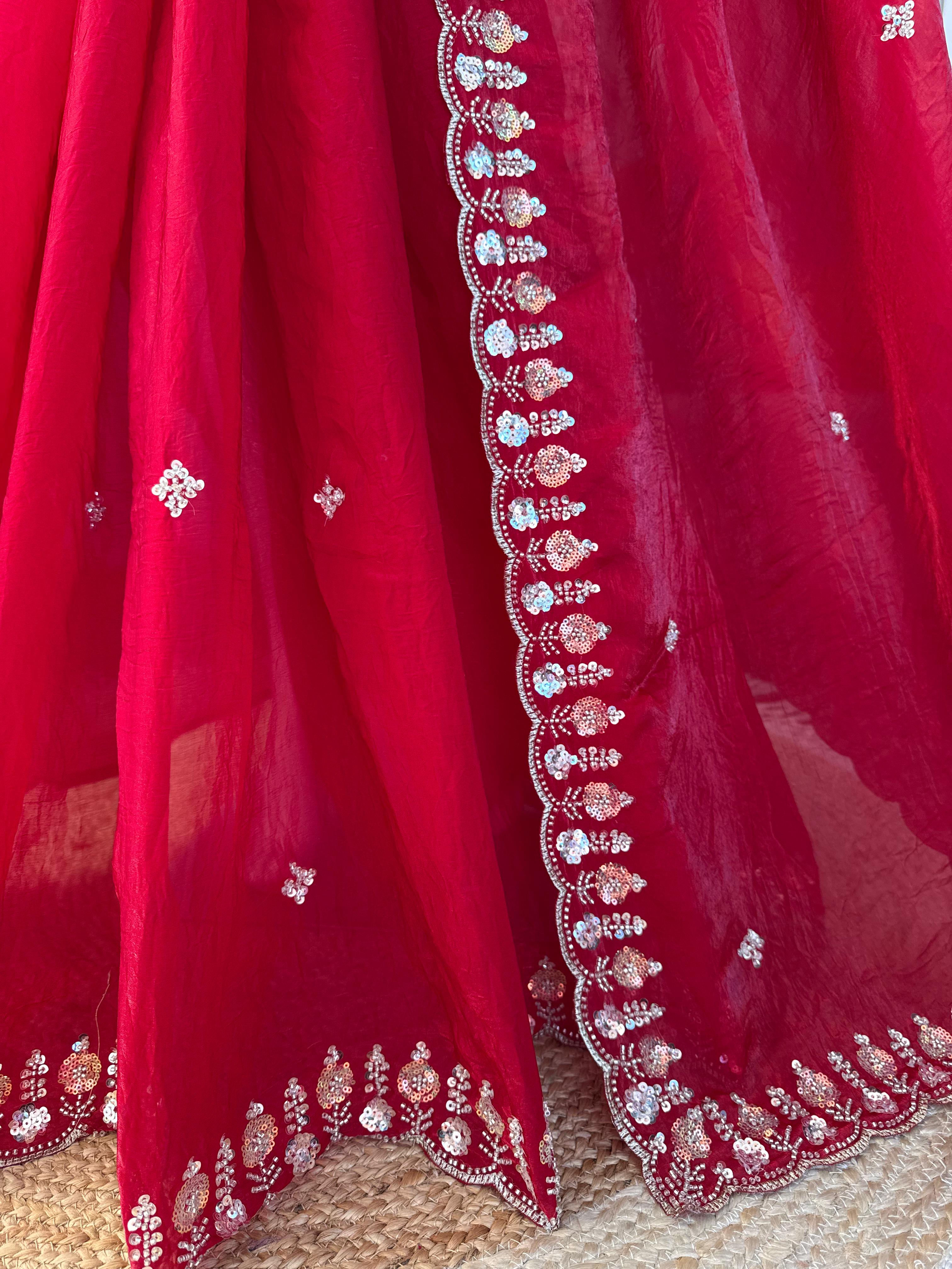 Heritage Party Wear Silk Fabric Beds Thread n Sequence Work Fancy Designer Saree With Unstitched Blouse