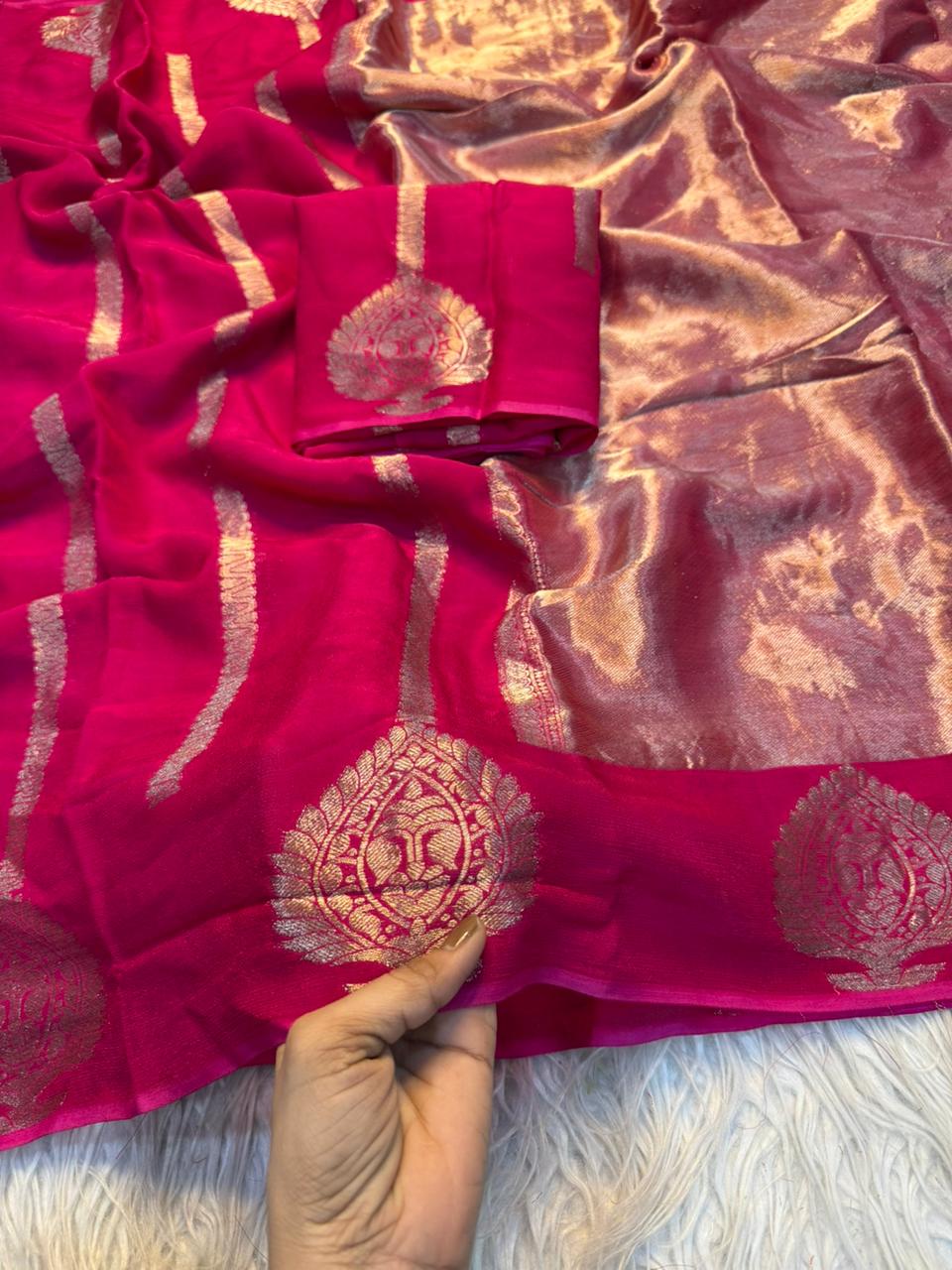 Adorning Wedding Wear Pure Viscose Dola Silk Jacquard Zari Weaving Work Fancy Designer Saree For Ocassion