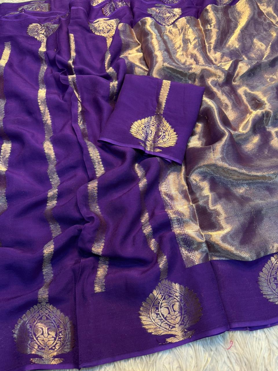 Adorning Wedding Wear Pure Viscose Dola Silk Jacquard Zari Weaving Work Fancy Designer Saree For Ocassion