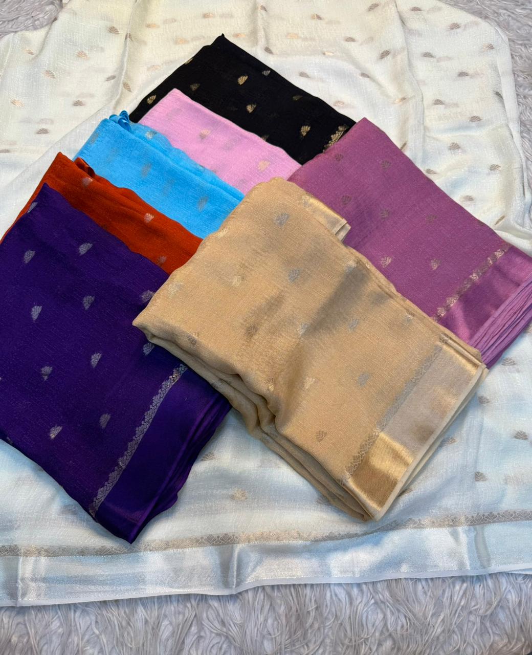 New Festive Wear Pure Soft Viscose Jute Zari Jacquard Weaving Work Fancy Designer Saree With Blouse