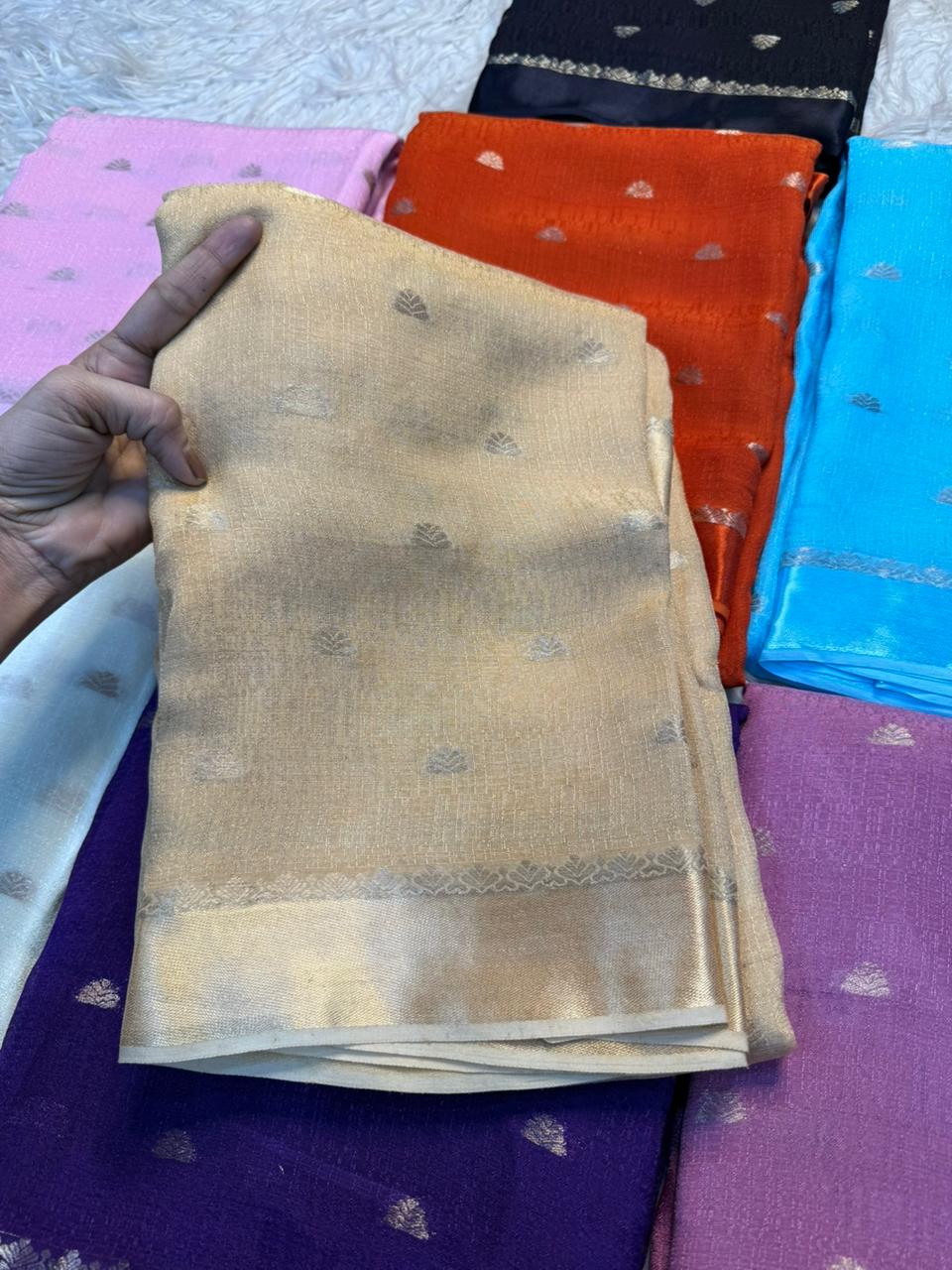 New Festive Wear Pure Soft Viscose Jute Zari Jacquard Weaving Work Fancy Designer Saree With Blouse