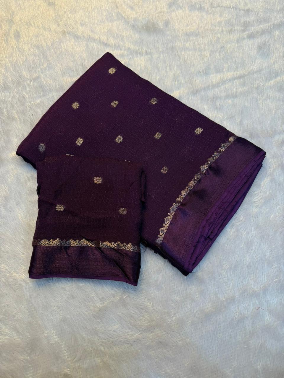 Fantabulous Festive Wear Pure Viscouse Soft Jute Jacquard Design n Satin Border Fancy Saree With Blouse Piece