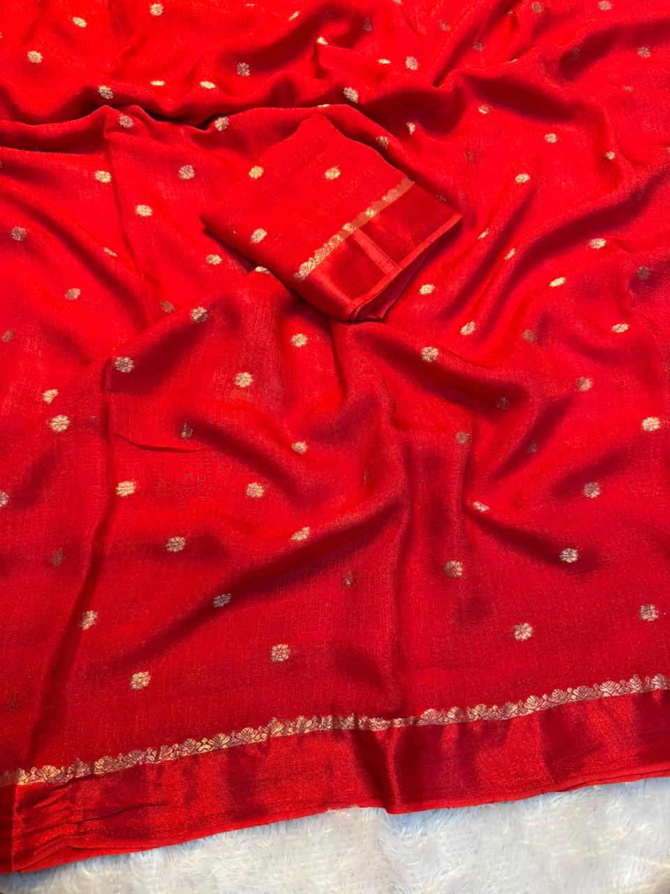 Fantabulous Festive Wear Pure Viscouse Soft Jute Jacquard Design n Satin Border Fancy Saree With Blouse Piece