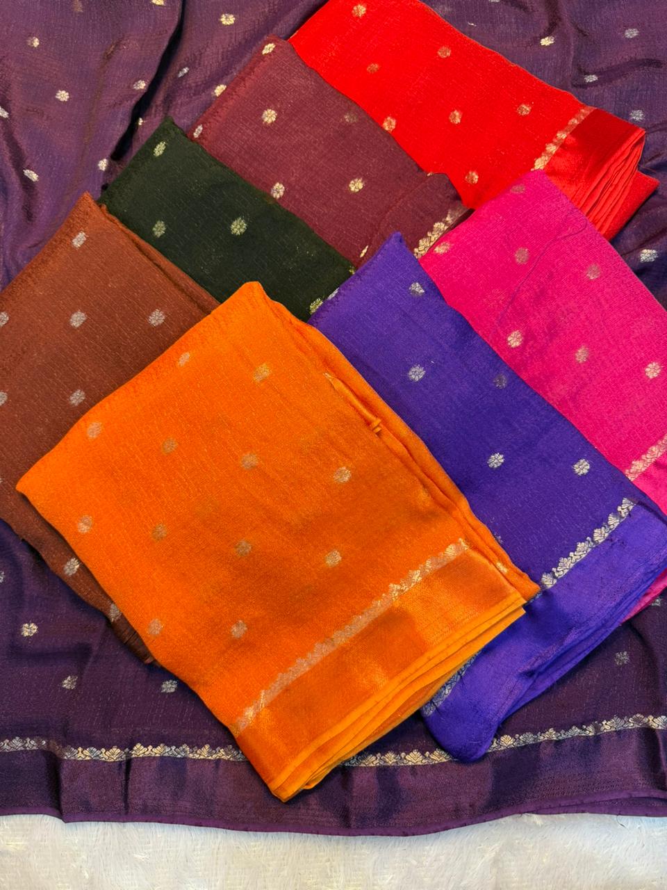 Fantabulous Festive Wear Pure Viscouse Soft Jute Jacquard Design n Satin Border Fancy Saree With Blouse Piece