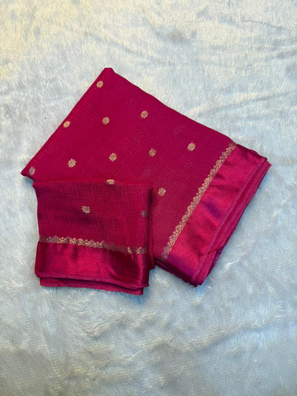 Fantabulous Festive Wear Pure Viscouse Soft Jute Jacquard Design n Satin Border Fancy Saree With Blouse Piece
