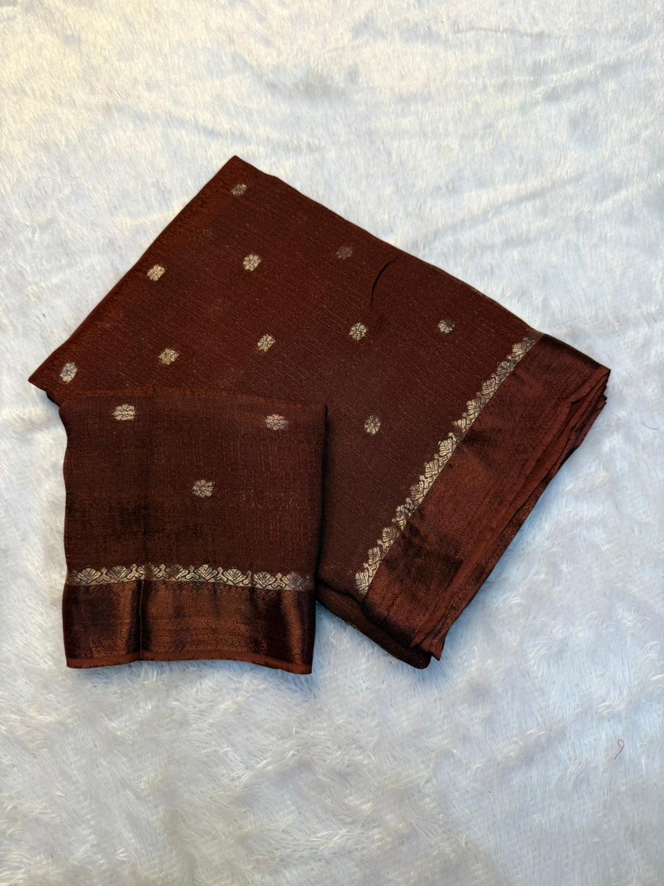 Fantabulous Festive Wear Pure Viscouse Soft Jute Jacquard Design n Satin Border Fancy Saree With Blouse Piece
