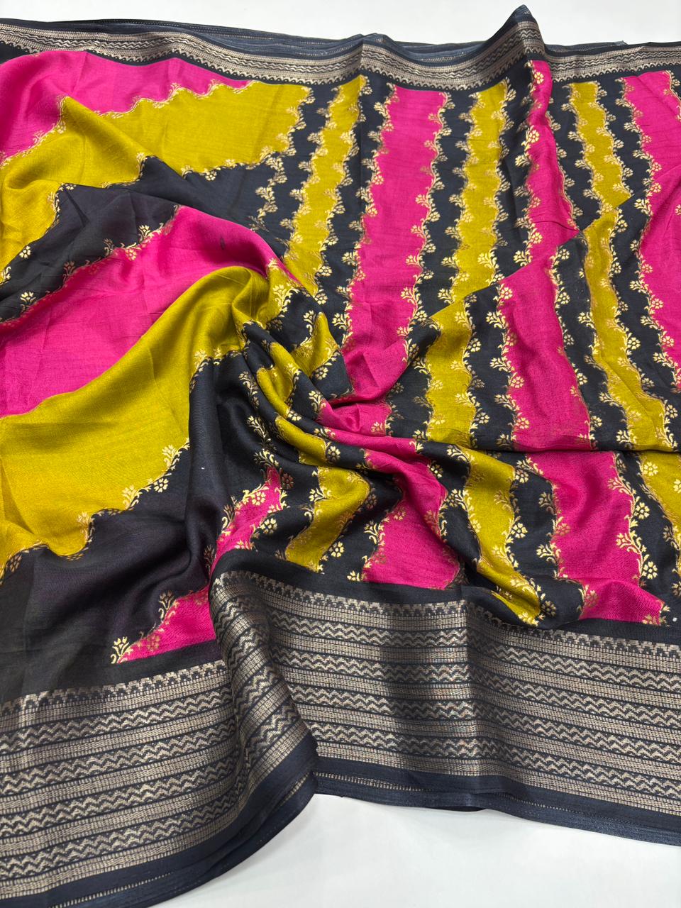 Prettiest Festive Wear Pure Soft Dola Silk Foil Print Zari Weaving Border Fancy Designer Saree With Blouse Piece