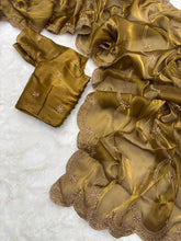 Load image into Gallery viewer, Groovy Function Wear Silk Embriodery Work Designer Saree With Elegant Blouse Piece
