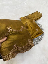 Load image into Gallery viewer, Groovy Function Wear Silk Embriodery Work Designer Saree With Elegant Blouse Piece
