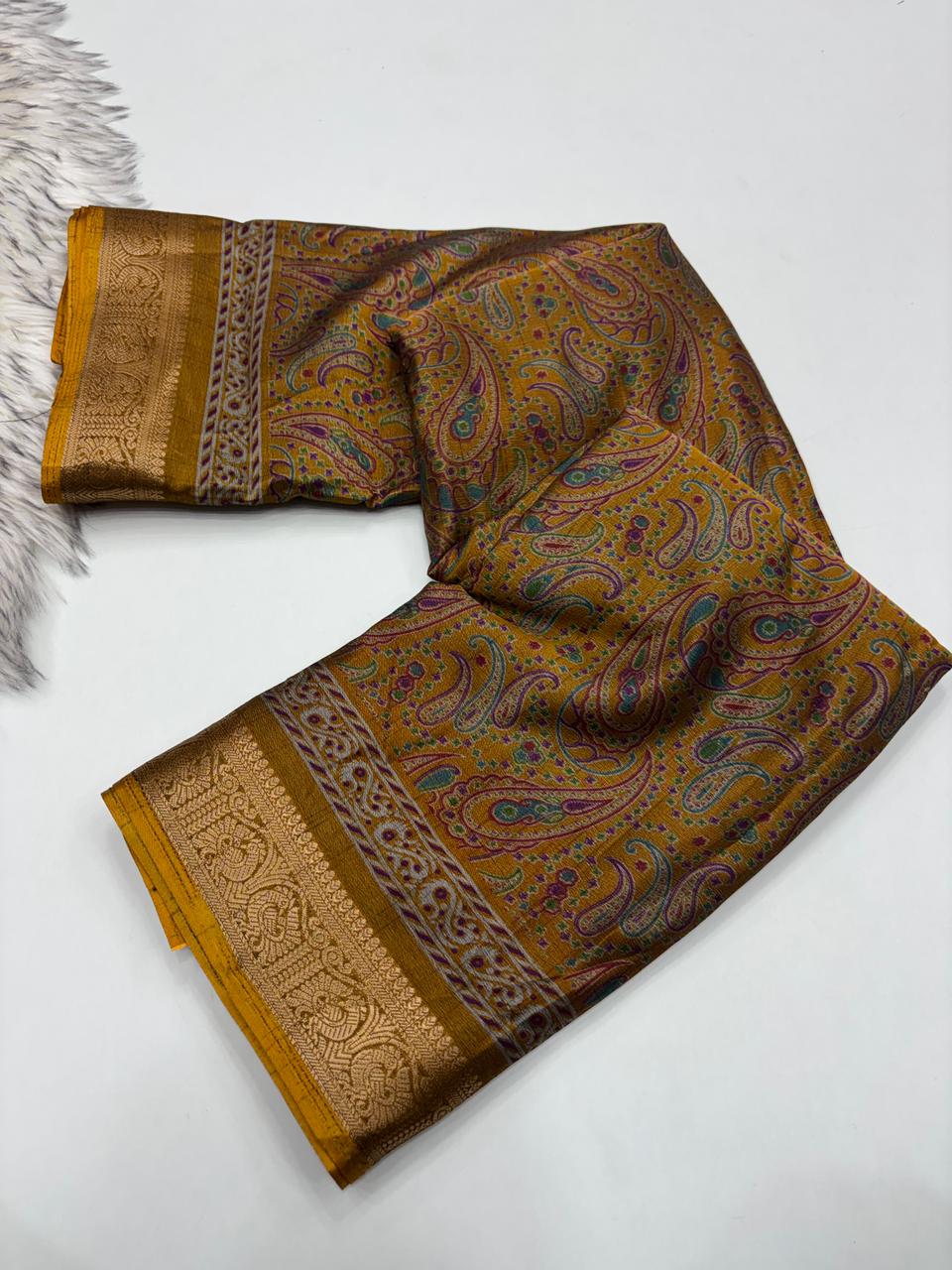 Opulent Party Wear Pure Soft Kashmiri Silk Mangalkari Border Designer Saree With Elegant Blouse