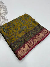 Load image into Gallery viewer, Adorning Function Wear Pure Soft Dola Silk Mangalkari Border Designer Saree With Blouse Piece
