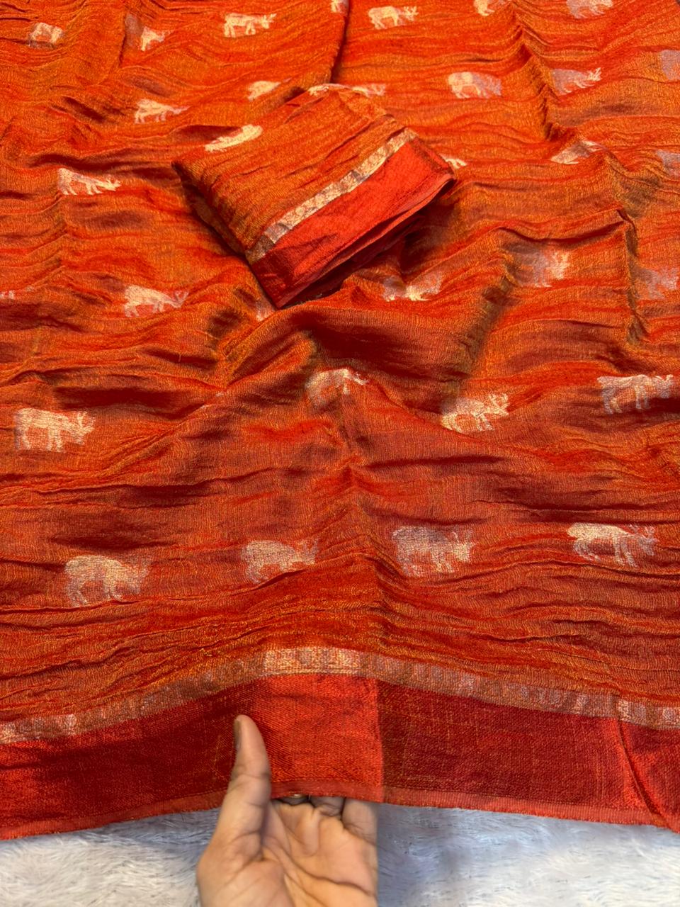 Impressive Viscose Tissue Weaving Silk Zari Work Fancy Designer Saree With Blouse