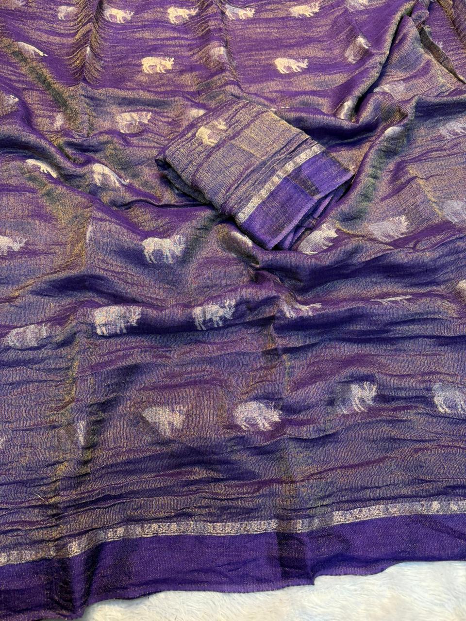 Impressive Viscose Tissue Weaving Silk Zari Work Fancy Designer Saree With Blouse