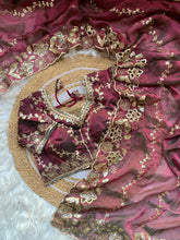 Load image into Gallery viewer, Fantabulous Party Wear Chiffon Embroidery n Cutwork Border Designer Saree For Wedding
