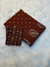 Load image into Gallery viewer, Dazzling Party Wear Pure Viscose Dola Silk Jacquard Border Fancy Designer Saree With Blouse
