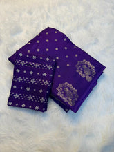 Load image into Gallery viewer, Dazzling Party Wear Pure Viscose Dola Silk Jacquard Border Fancy Designer Saree With Blouse
