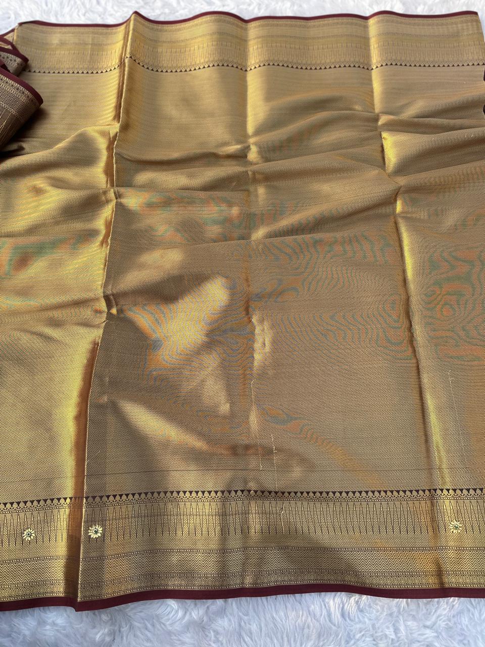 Marvellous Wedding Wear Banarasi Tissue Silk Handstone Work Stunning Pallu n Jacquard Border Saree
