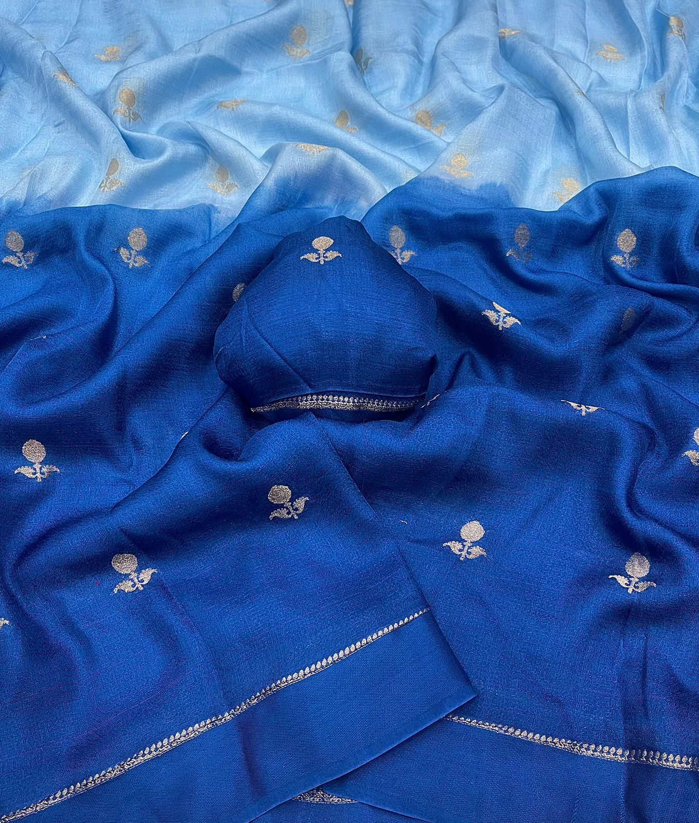 Charming Festive Wear Pure Soft Viscose Silk Jacquard n Satin Border Fancy Designer Saree With Blouse Piece