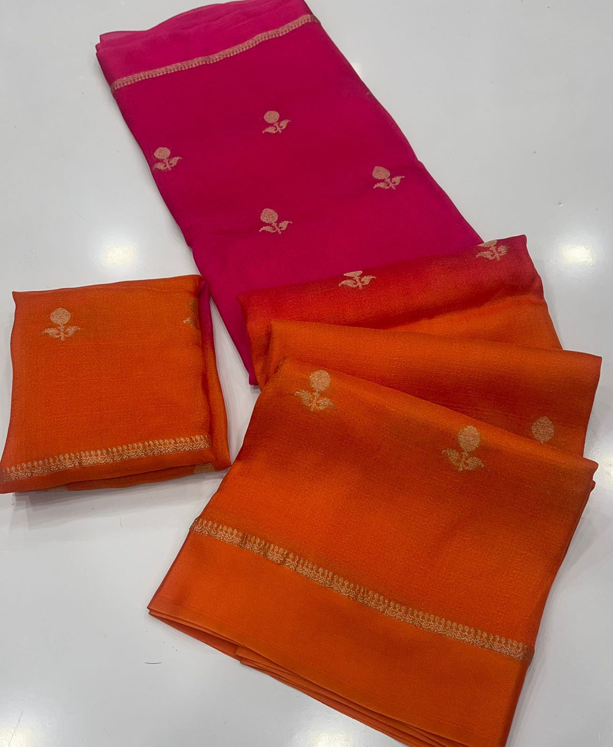 Charming Festive Wear Pure Soft Viscose Silk Jacquard n Satin Border Fancy Designer Saree With Blouse Piece