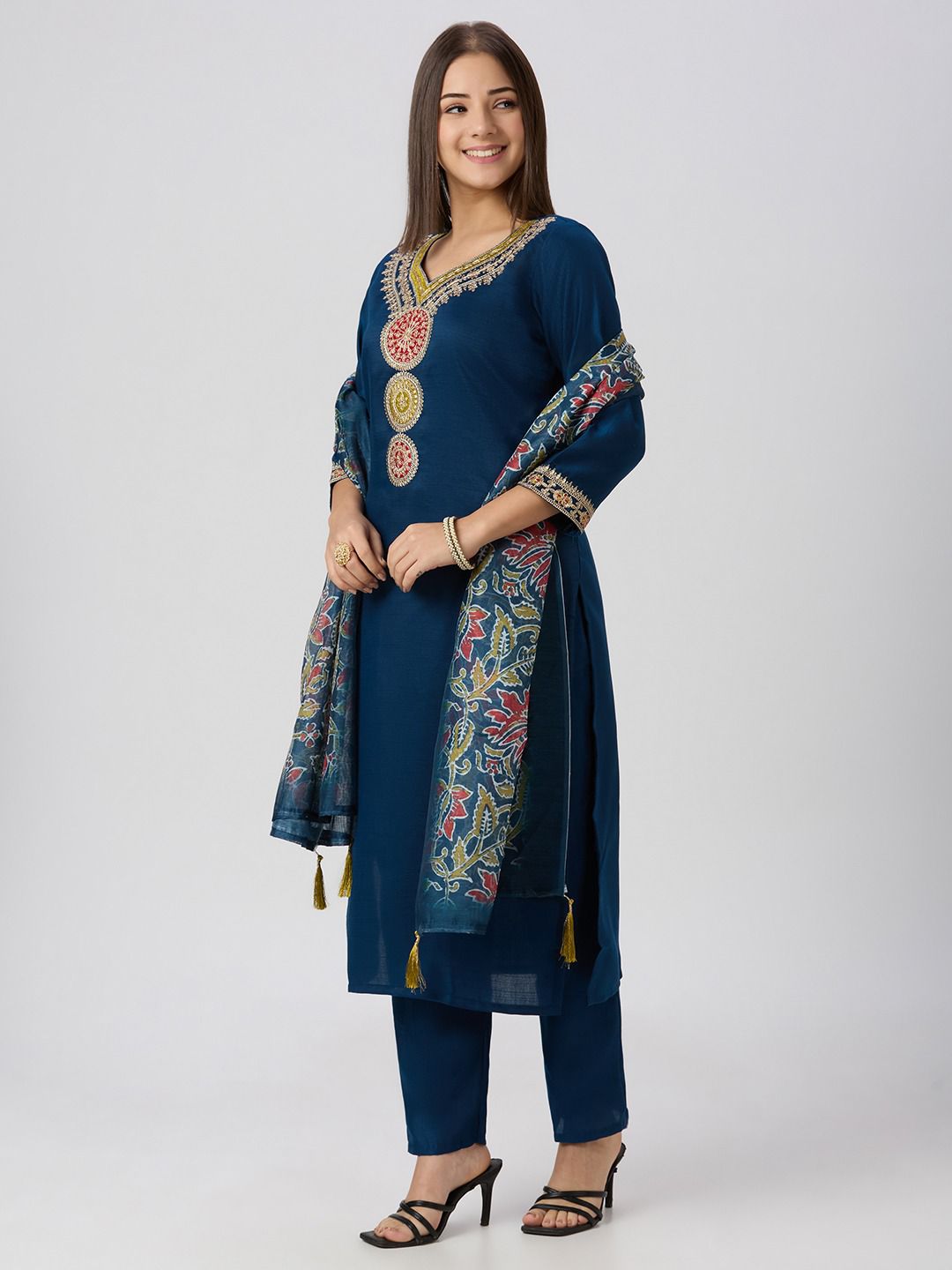 Latest Function Wear  Roman  Silk Embroidery Work Designer Straight Kurta With Trouser n Dupatta Set