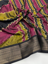 Load image into Gallery viewer, Elegant Festive Wear Pure Soft Dola Silk Foil Print Zari Weaving Border Fancy Designer Saree With Blouse Piece
