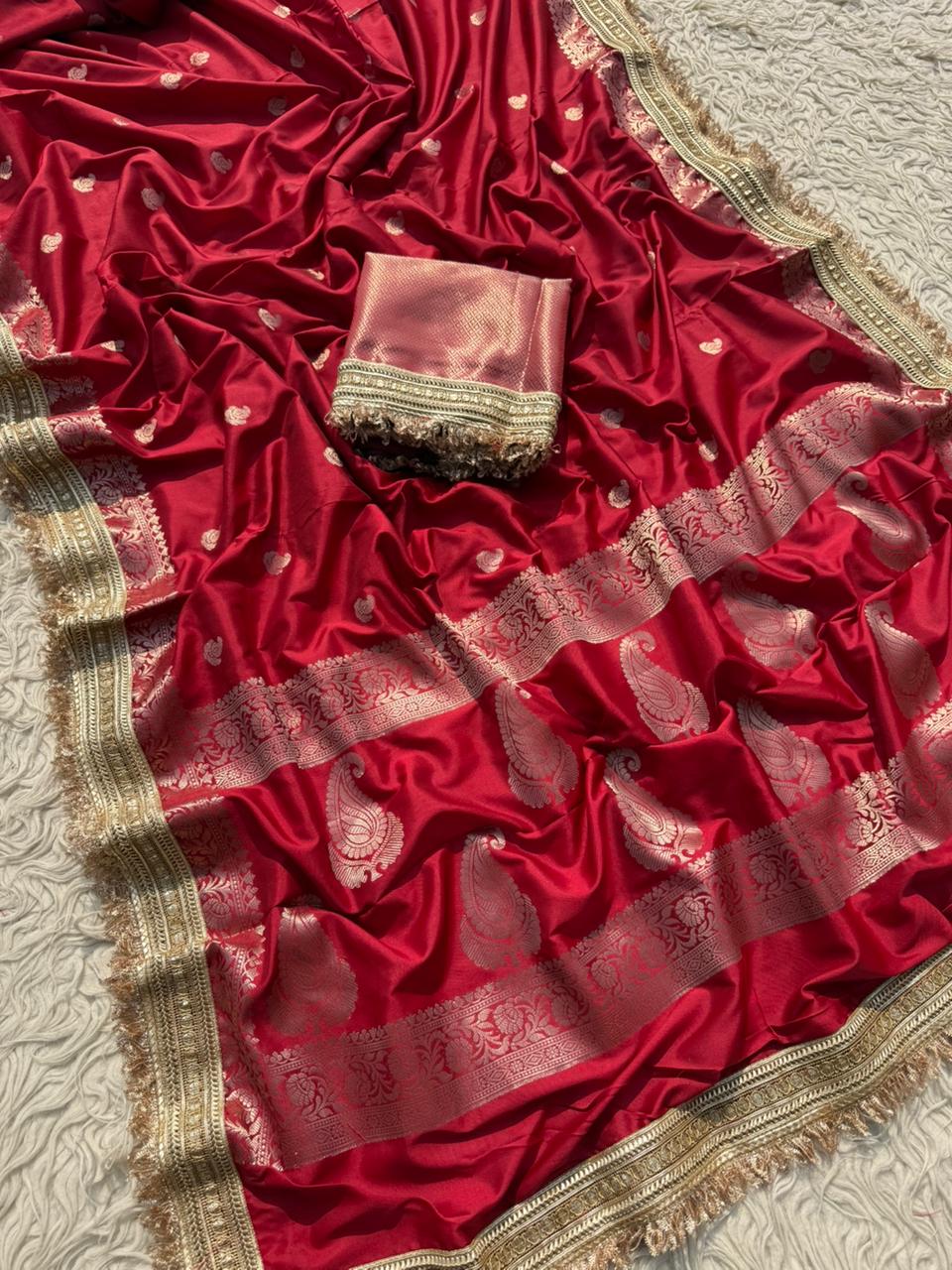 New Wedding Wear Banarasi Silk Jacquard n Heavy Lace Work Fancy Designer Saree