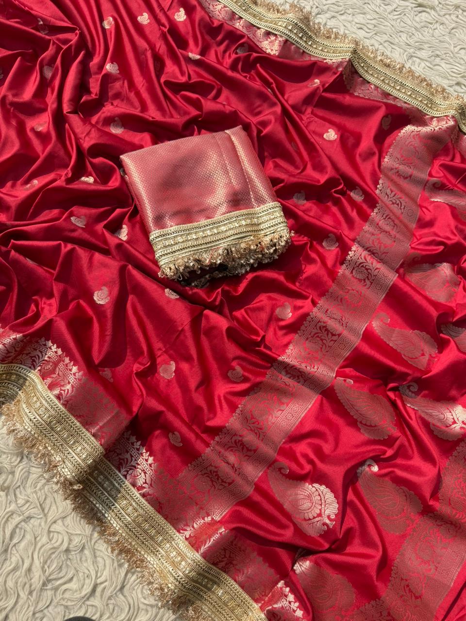 New Wedding Wear Banarasi Silk Jacquard n Heavy Lace Work Fancy Designer Saree