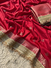 Load image into Gallery viewer, New Wedding Wear Banarasi Silk Jacquard n Heavy Lace Work Fancy Designer Saree
