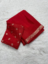 Load image into Gallery viewer, Confounding Party Wear Chinnon Fabric Zari Weaving Work Saree With Blouse Piece
