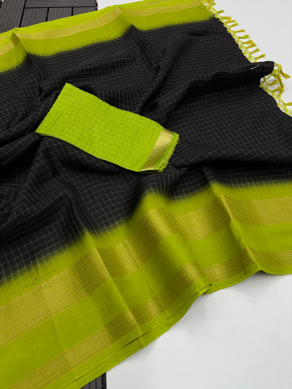 Charming Festive Wear Pure Soft Dola Chex Silk Jari Border Designer Saree With Blouse Piece