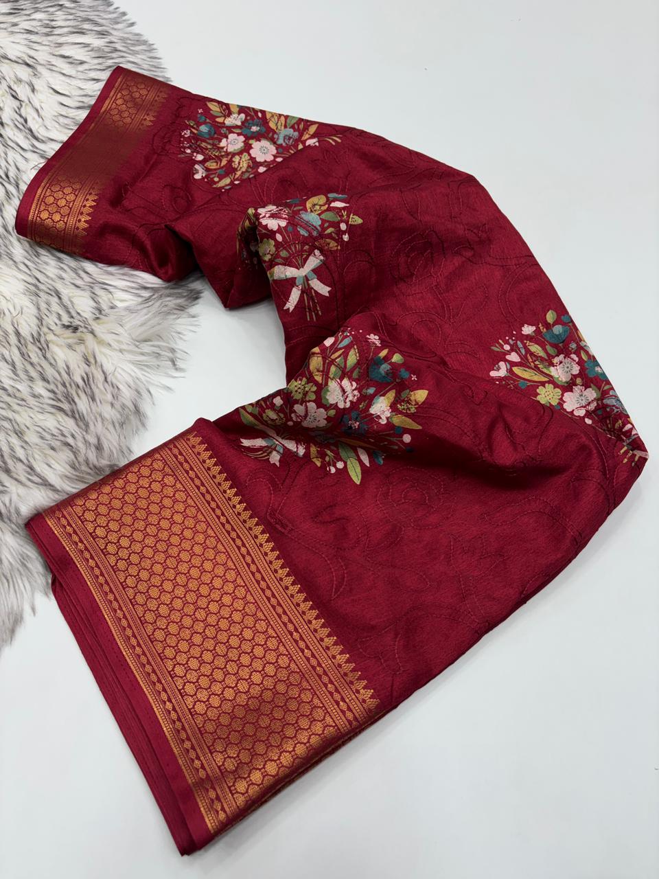 Divine Party Wear Viscouse Dola Silk Thread Work Flower Design Jacquard Border Saree With Blouse Piece