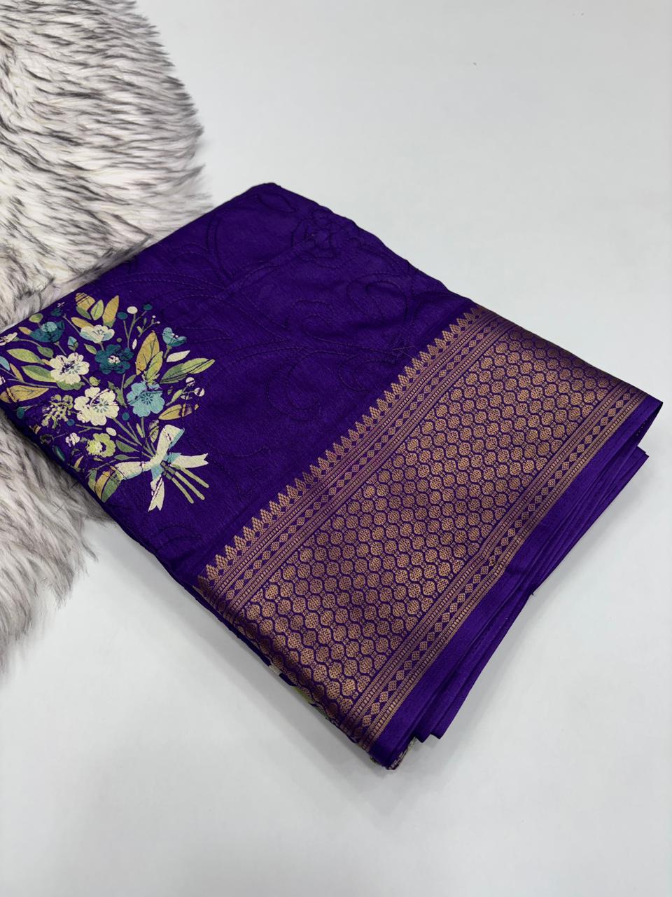 Divine Party Wear Viscouse Dola Silk Thread Work Flower Design Jacquard Border Saree With Blouse Piece