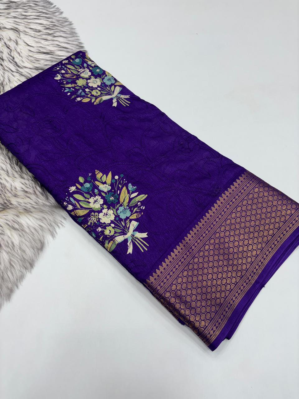 Divine Party Wear Viscouse Dola Silk Thread Work Flower Design Jacquard Border Saree With Blouse Piece